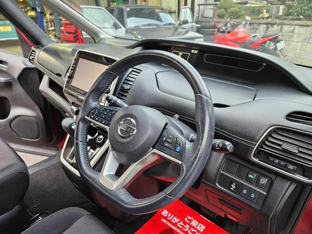 セレナ ハイウェイスター　２５ｔｈスペシャルセレクションＢ　中古車保証付　両側電動スライドドア　純正ナビ　フルセグ　全方位カメラ　バックカメラ　ドラレコ　ＥＴＣ　キーフリー　リアフリップダウンモニター　８人乗　ＬＥＤライト　ＢＬＵＥＴＯＯＴＨ　安全装置付（45枚目）