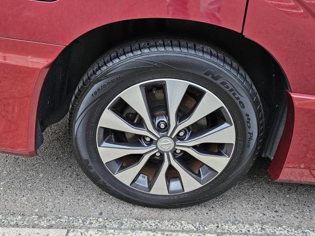 セレナ ハイウェイスター　２５ｔｈスペシャルセレクションＢ　中古車保証付　両側電動スライドドア　純正ナビ　フルセグ　全方位カメラ　バックカメラ　ドラレコ　ＥＴＣ　キーフリー　リアフリップダウンモニター　８人乗　ＬＥＤライト　ＢＬＵＥＴＯＯＴＨ　安全装置付（49枚目）