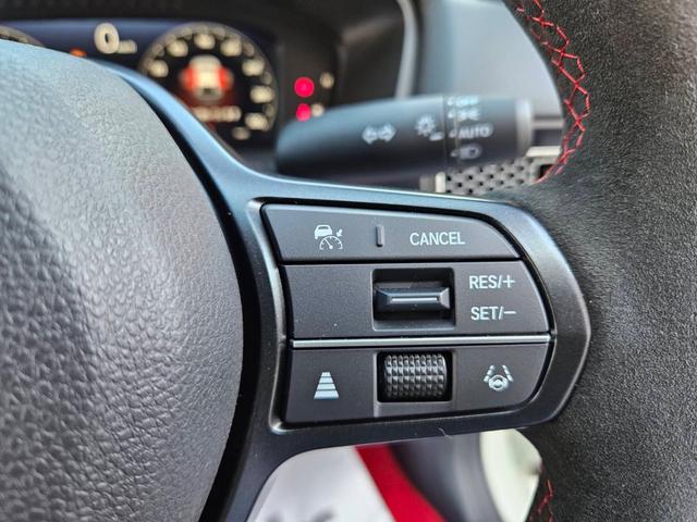 シビック タイプR タイプR(4名) 登録済み未使用車 走行10キロ 新車保証継承 ワンオーナー 6MT ディスプレイオーディオ バックカメラ BLUETOOTH キーフリー2本 ETC LEDヘッドライト リアスポ(23枚目)