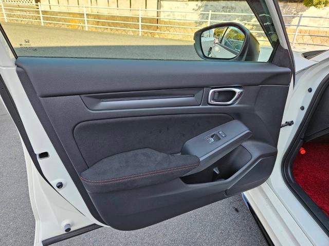 シビック タイプR タイプR(4名) 登録済み未使用車 走行10キロ 新車保証継承 ワンオーナー 6MT ディスプレイオーディオ バックカメラ BLUETOOTH キーフリー2本 ETC LEDヘッドライト リアスポ(59枚目)