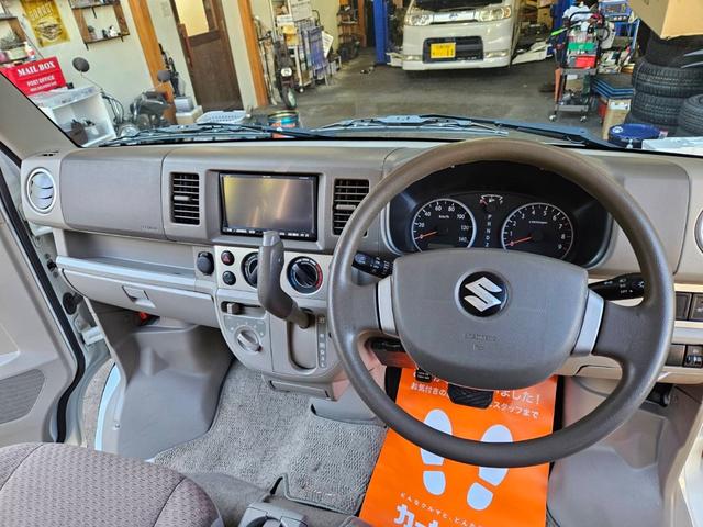 エブリイワゴン JPターボ 4WD ターボ付 中古車1年保証付 タイヤ4本新品交換 インパネオートマ 社外アルミホイル タイミングチェーン シートヒーター フル装備 キーレス ETC ナビ CD ルームクリーニング済(11枚目)