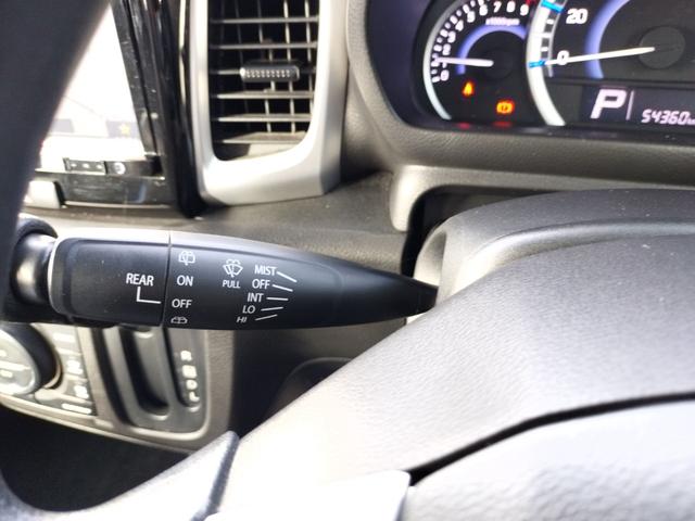 スペーシア Ｘ　両側電動スライドドア　ナビ　レーンアシスト　衝突被害軽減システム　オートライト　スマートキー　アイドリングストップ　電動格納ミラー　シートヒーター　ベンチシート　ＣＶＴ　盗難防止システム　ＡＢＳ（9枚目）
