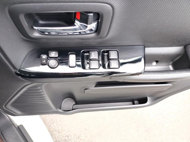 スペーシアカスタム ハイブリッドＸＳターボ　ドライブレコーダー　ＥＴＣ　全周囲カメラ　両側電動スライドドア　ナビ　ＴＶ　クリアランスソナー　オートクルーズコントロール　レーンアシスト　衝突被害軽減システム　オートライト　ＬＥＤヘッドランプ（43枚目）