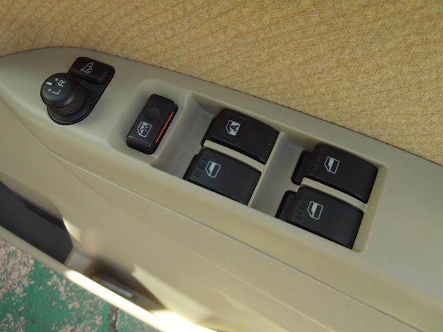 ムーヴ Ｘスペシャル　禁煙車　キーレス　衝突安全ボディ　ベンチシート　ＡＢＳ　フルフラットシート　ダブルエアバッグ（14枚目）