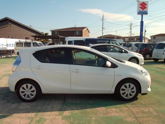 アクア Ｓ　スマートキー　禁煙車　ワンオーナー（4枚目）