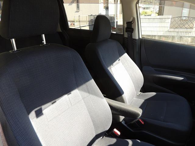 シエンタ ハイブリッドＧ　ナビ　地デジ　フルセグ　バックカメラ　両側電動スライドドア　ビルトインＥＴＣ　社外アルミホイール（13枚目）