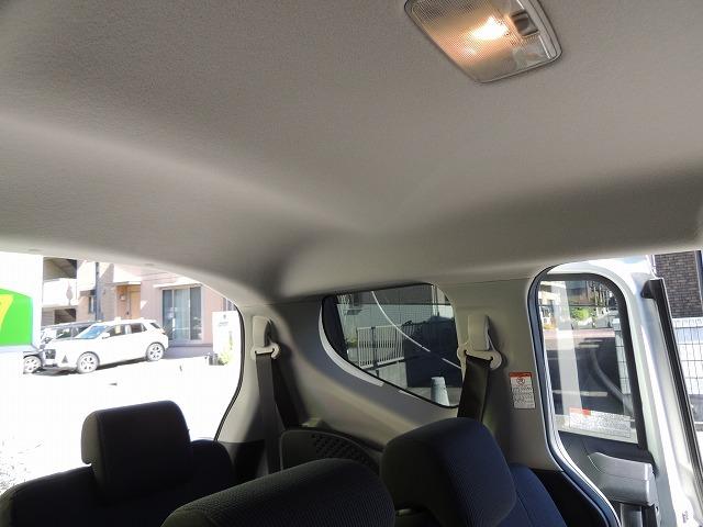 シエンタ ハイブリッドＧ　ナビ　地デジ　フルセグ　バックカメラ　両側電動スライドドア　ビルトインＥＴＣ　社外アルミホイール（32枚目）