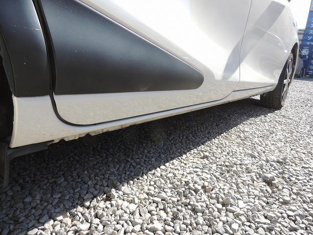 シエンタ ハイブリッドＧ　ナビ　地デジ　フルセグ　バックカメラ　両側電動スライドドア　ビルトインＥＴＣ　社外アルミホイール（57枚目）