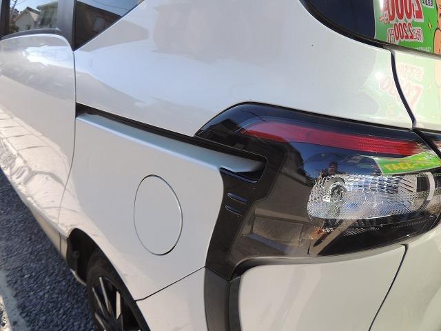 シエンタ ハイブリッドＧ　ナビ　地デジ　フルセグ　バックカメラ　両側電動スライドドア　ビルトインＥＴＣ　社外アルミホイール（61枚目）