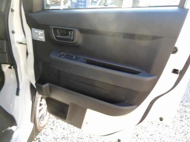 ハイゼットカーゴ ＤＸ　社外ナビ　キーレス　禁煙　スマートアシスト　アイドルストップ　ビルトインＥＴＣ　ハンドメイドベッドフレーム（22枚目）