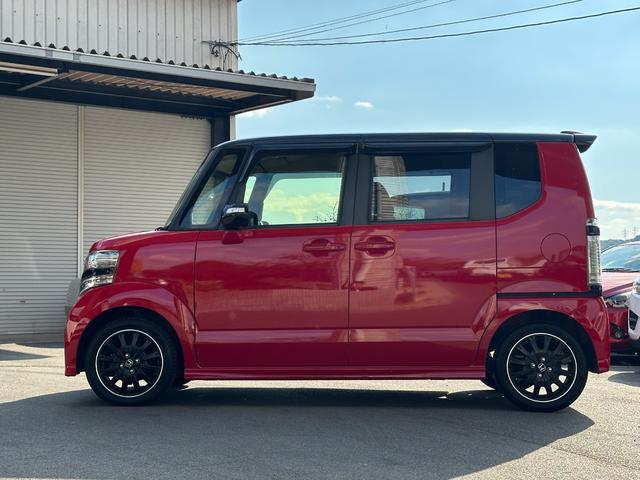 Ｎ－ＢＯＸカスタム ２トーンカラースタイル　Ｇ・ターボＬパッケージ　純正ナビ　ＴＶ　バックカメラ　両側パワースライドドア　Ｂｌｕｅｔｏｏｔｈ　クルーズコントロール（4枚目）