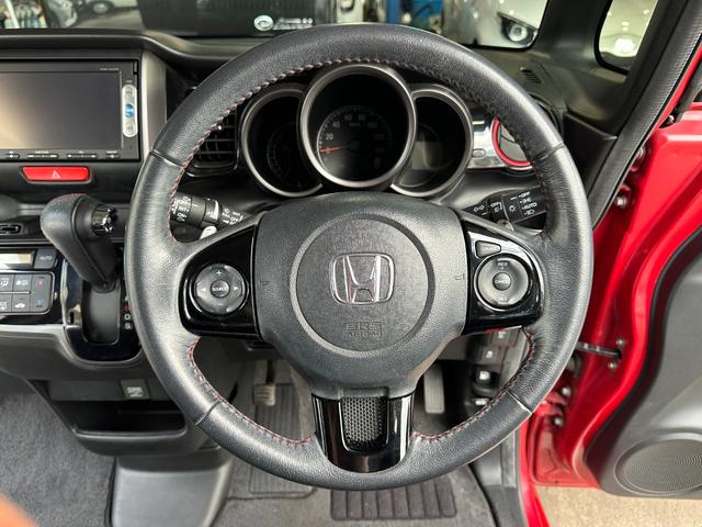 Ｎ－ＢＯＸカスタム ２トーンカラースタイル　Ｇ・ターボＬパッケージ　純正ナビ　ＴＶ　バックカメラ　両側パワースライドドア　Ｂｌｕｅｔｏｏｔｈ　クルーズコントロール（18枚目）