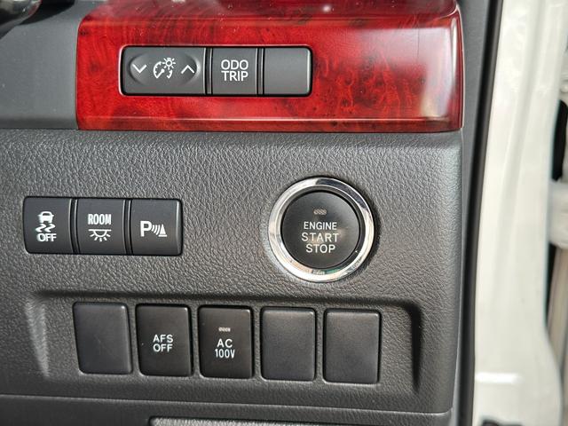 アルファード ３５０Ｓ　サンルーフ　純正メーカーナビ　バックカメラ　フルセグＴＶ　ＥＴＣ　左パワースライドドア　７人乗り　クルーズコントロール（23枚目）