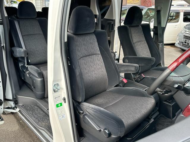 アルファード ３５０Ｓ　サンルーフ　純正メーカーナビ　バックカメラ　フルセグＴＶ　ＥＴＣ　左パワースライドドア　７人乗り　クルーズコントロール（25枚目）