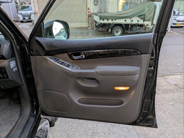 ランドクルーザープラド TXリミテッド60thスペシャルエディション(16枚目)