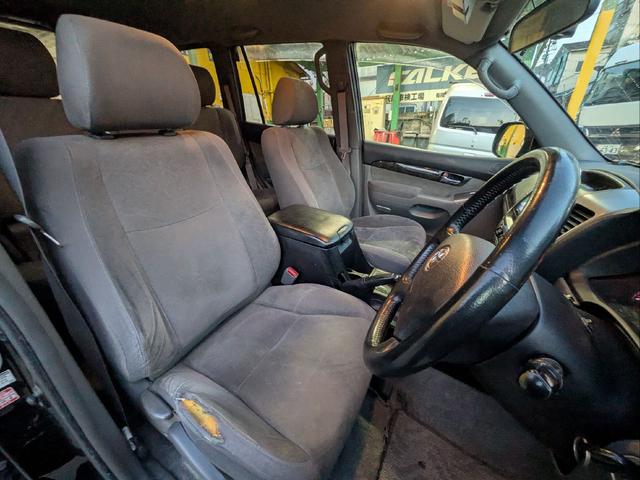 ランドクルーザープラド TXリミテッド60thスペシャルエディション(18枚目)