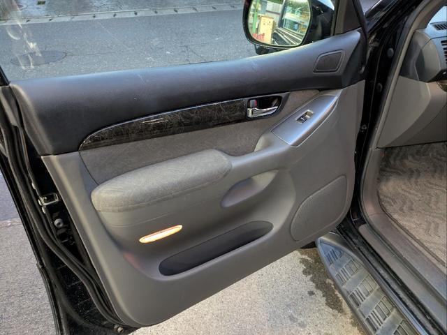 ランドクルーザープラド TXリミテッド60thスペシャルエディション(44枚目)