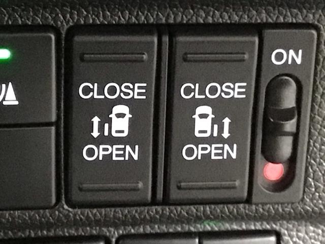 フリード モデューロＸホンダセンシング　ＬＥＤ・フルセグ・メモリナビ・バックカメラ・純正ＡＷ・両側電動ドア・ＥＴＣ　後カメラ　イモビ　オートクルーズ　スマキー　ＬＥＤライト　ＤＶＤ再生　サイドエアバッグ　ＰＳ　エアバッグ　ＡＢＳ　ＵＳＢ（25枚目）