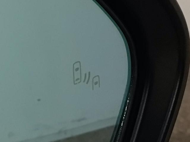 カローラツーリング ハイブリッドダブルバイビー　ＬＥＤ・フルセグ・メモリナビ・バックカメラ・純正ＡＷ・シートヒーター・ＥＴＣ　追突軽減ブレーキ　シートヒーター付　バックモニタ　地デジフルセグ　ＤＶＤ　横滑防止　ナビＴＶ　スマキー　ＬＥＤライト　ＰＳ（9枚目）