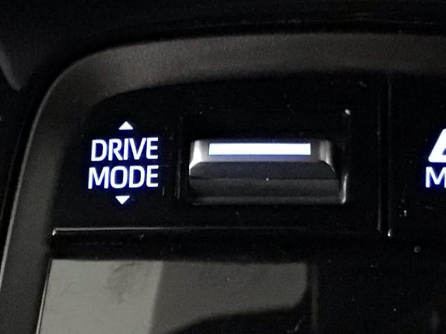 カローラツーリング ハイブリッドダブルバイビー　ＬＥＤ・フルセグ・メモリナビ・バックカメラ・純正ＡＷ・シートヒーター・ＥＴＣ　追突軽減ブレーキ　シートヒーター付　バックモニタ　地デジフルセグ　ＤＶＤ　横滑防止　ナビＴＶ　スマキー　ＬＥＤライト　ＰＳ（25枚目）