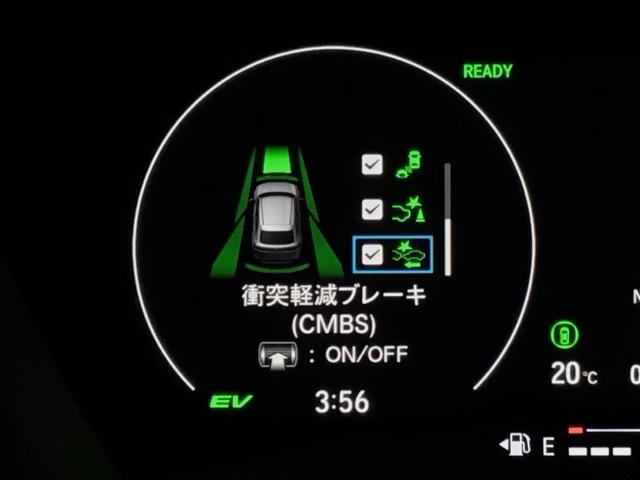 ヴェゼル ｅ：ＨＥＶＺ　ＬＥＤ・ホンダＣＯＮＮＥＣＴ・メモリナビ・バックカメラ・純正ＡＷ・ＥＴＣ　衝突回避支援ブレーキ機能　スマキ　Ｐトランク　フルオートエアコン　エアバッグ　両席エアバック　Ｒカメ　パワーウィンドウ　ソナー（9枚目）