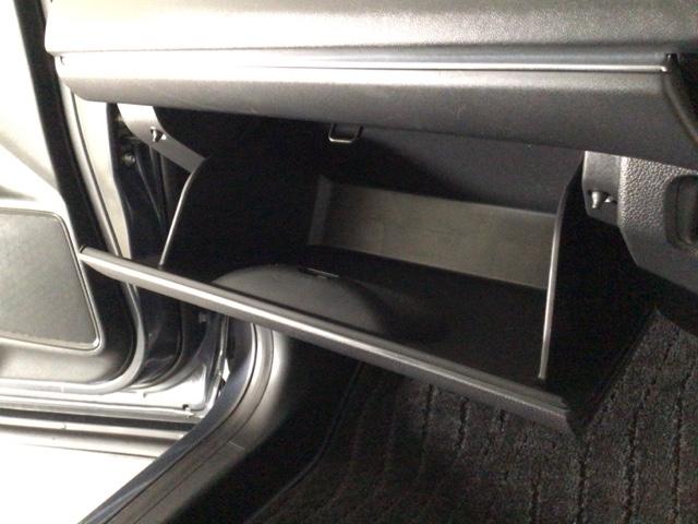 ヴェゼル ｅ：ＨＥＶＺ　ＬＥＤ・ホンダＣＯＮＮＥＣＴ・メモリナビ・バックカメラ・純正ＡＷ・ＥＴＣ　衝突回避支援ブレーキ機能　スマキ　Ｐトランク　フルオートエアコン　エアバッグ　両席エアバック　Ｒカメ　パワーウィンドウ　ソナー（23枚目）