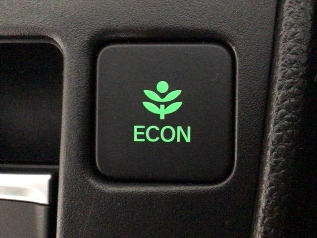 ★ＥＣＯＮスイッチ★　エコドライブを加速しよう！スイッチをＯＮにすると、運転の仕方によるロスを抑え込み燃費をよくするようクルマが頑張ります（＊＾ー＾＊）燃費向上にチャレンジ♪