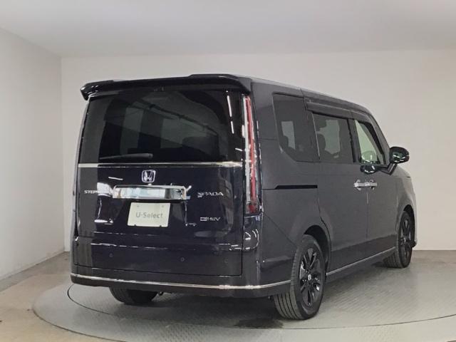ステップワゴン ｅ：ＨＥＶスパーダ　ＬＥＤ・フルセグ・メモリナビ・バックカメラ・純正ＡＷ・ホンダＣＯＮＮＥＣＴ　デュアルエアコン　フルオートエアコン　ＥＳＣ　シートヒータ　キーフリー　ＬＥＤヘッドランプ　イモビ　ＡＢＳ　リアカメラ（2枚目）