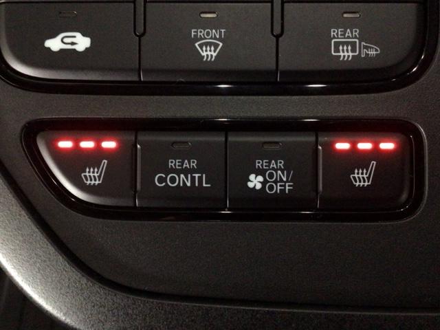 ステップワゴン ｅ：ＨＥＶスパーダ　ＬＥＤ・フルセグ・メモリナビ・バックカメラ・純正ＡＷ・ホンダＣＯＮＮＥＣＴ　デュアルエアコン　フルオートエアコン　ＥＳＣ　シートヒータ　キーフリー　ＬＥＤヘッドランプ　イモビ　ＡＢＳ　リアカメラ（9枚目）