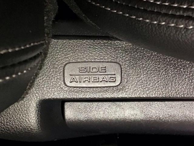 ステップワゴン ｅ：ＨＥＶスパーダ　ＬＥＤ・フルセグ・メモリナビ・バックカメラ・純正ＡＷ・ホンダＣＯＮＮＥＣＴ　デュアルエアコン　フルオートエアコン　ＥＳＣ　シートヒータ　キーフリー　ＬＥＤヘッドランプ　イモビ　ＡＢＳ　リアカメラ（26枚目）