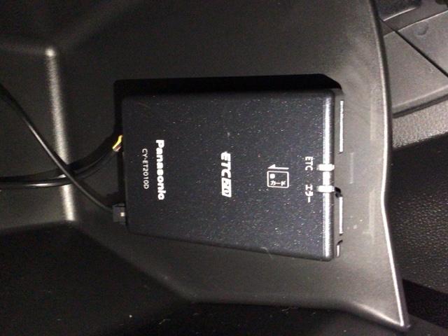 ステップワゴン ｅ：ＨＥＶスパーダ　ＬＥＤ・フルセグ・メモリナビ・バックカメラ・純正ＡＷ・ホンダＣＯＮＮＥＣＴ　デュアルエアコン　フルオートエアコン　ＥＳＣ　シートヒータ　キーフリー　ＬＥＤヘッドランプ　イモビ　ＡＢＳ　リアカメラ（28枚目）