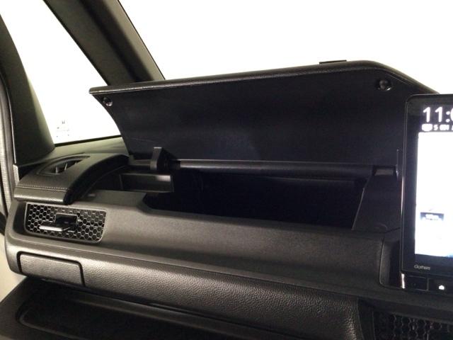 ステップワゴン スパーダ　ＬＥＤ・フルセグ・メモリナビ・バックカメラ・純正ＡＷ・ホンダＣＯＮＮＥＣＴ　キーレスエントリー　マルチビュー　ＷＡＣ　両側Ｐスライドドア　パワーゲート　サイドカメラ　リアカメラ　ターボ車　ＥＴＣ車載器（26枚目）