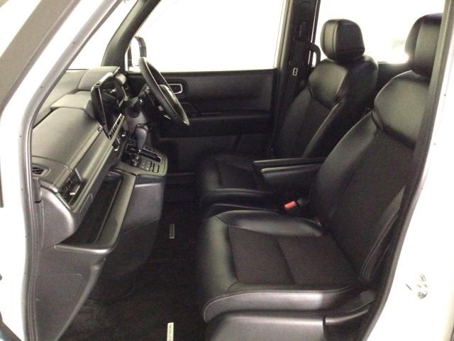 ステップワゴン スパーダ　ＬＥＤ・フルセグ・メモリナビ・バックカメラ・純正ＡＷ・ホンダＣＯＮＮＥＣＴ　キーレスエントリー　マルチビュー　ＷＡＣ　両側Ｐスライドドア　パワーゲート　サイドカメラ　リアカメラ　ターボ車　ＥＴＣ車載器（38枚目）