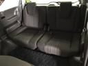【3列目シート】しっかりした厚みの有るシートになりますので長い時間のドライブでも安心してお乗り頂けます♪