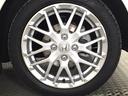 【アルミホイール】純正アルミホイール装備！足元を際立たせ、軽快な走りを演出します！印象もアップし、スタイルも引き締まります！スポーティーさの中にラグジュアリーを感じさせるデザインですね♪