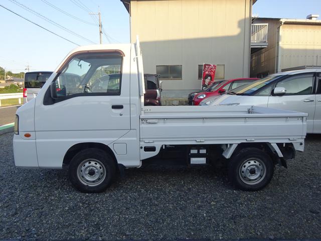 数ある車輌の中から当車輌をご覧いただきありがとうございます！当車輌のこと、現在お乗りのお車で何か気になることがございましたらお気軽にご連絡ください♪車輌や当店の見学だけでも大歓迎です♪