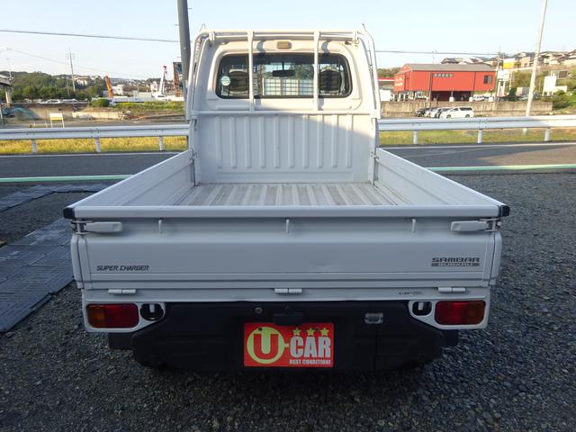 経験豊富なスタッフがお客さまに最適な１台をご提案させていただきます！また、車輌販売のみならず車検・自動車保険・買取り・鈑金等、お車に関することなら何でもお任せ！お気軽にどうぞ♪