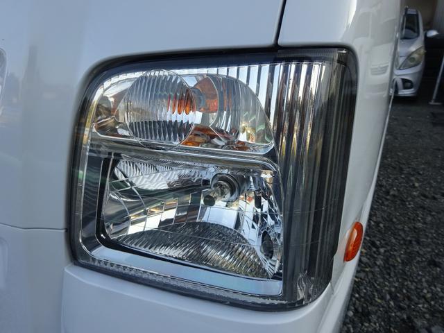 ヘッドライトは黄ばみ無く綺麗な状態です♪