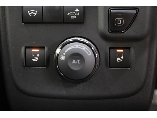 シーポッド Ｇ　電気自動車　ワンオーナー　プリクラッシュセーフティ　パーキングサポートブレーキ　クリアランスソナー　禁煙　ＬＥＤオートライト　シートヒーター　オートエアコン　ドラレコ　電動格納ミラー　純正フロアマット（9枚目）