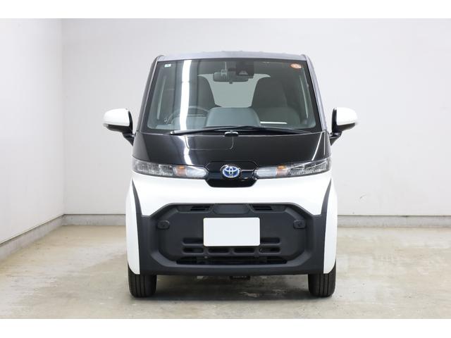 シーポッド Ｇ　電気自動車　ワンオーナー　プリクラッシュセーフティ　パーキングサポートブレーキ　クリアランスソナー　禁煙　ＬＥＤオートライト　シートヒーター　オートエアコン　ドラレコ　電動格納ミラー　純正フロアマット（22枚目）