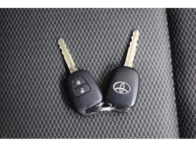 シーポッド Ｇ　電気自動車　ワンオーナー　プリクラッシュセーフティ　パーキングサポートブレーキ　クリアランスソナー　禁煙　ＬＥＤオートライト　シートヒーター　オートエアコン　ドラレコ　電動格納ミラー　純正フロアマット（75枚目）