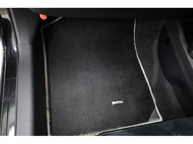 アクア Ｇ　Ｇ’ｓ　スマートキー＆プッシュスタート　Ｇ’ｓ専用１７インチＡＷ　Ｇ’ｓ専用ハーフレザーシート　シートヒーター　禁煙　純正ＳＤナビ　Ｂカメラ　ＥＴＣ　オートエアコン　ＬＥＤビーム　Ｇ’ｓ専用フロアマット（71枚目）