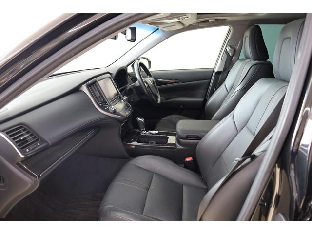 クラウンハイブリッド アスリートＧ　電動サンルーフ　本革シート　メモリー付きパワーシート　シートヒーター＆クーラー　スパッタリング純正ＯＰ１８インチＡＷ　純正８型ＨＤＤナビ　Ｂカメラ　禁煙車　後席サンシェード　２０２５年製ヨコハマタイヤ（40枚目）