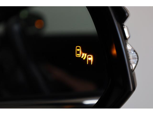 ハリアーハイブリッド Ｚ　レザーパッケージ　ワンオーナー　本革シート　モデリスタフルエアロ　ＪＢＬプレミアムサウンド　純正１２．３型ディスプレイ　全方位カメラ　セーフティセンス　ＰＫＳＢ　ＢＳＭ　ＨＵＤ　純正１９インチＡＷ　パワーバックドア（15枚目）