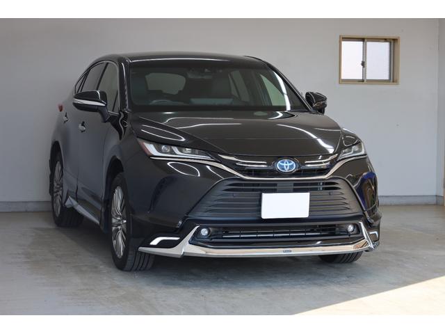 ハリアーハイブリッド Ｚ　レザーパッケージ　ワンオーナー　本革シート　モデリスタフルエアロ　ＪＢＬプレミアムサウンド　純正１２．３型ディスプレイ　全方位カメラ　セーフティセンス　ＰＫＳＢ　ＢＳＭ　ＨＵＤ　純正１９インチＡＷ　パワーバックドア（21枚目）