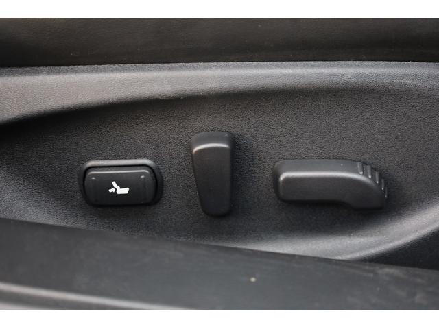 スカイライン 350GT ハイブリッド タイプSP 本革シート 純正SDナビ【8インチワイド&7インチワイド】 全方位カメラ 禁煙車 純正19インチAW エマージェンシーブレーキ フロント&バックソナー メモリー付きパワーシート シートヒーター ETC(9枚目)