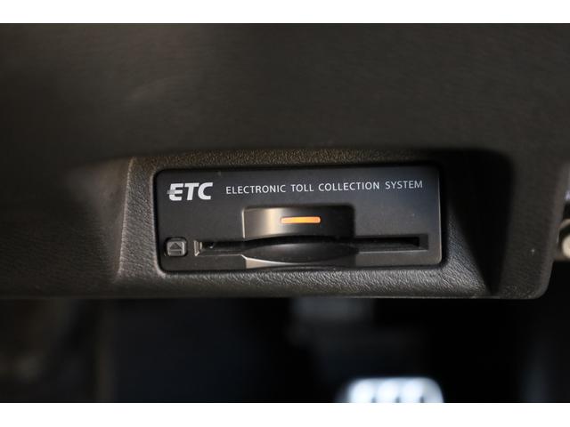 スカイライン 350GT ハイブリッド タイプSP 本革シート 純正SDナビ【8インチワイド&7インチワイド】 全方位カメラ 禁煙車 純正19インチAW エマージェンシーブレーキ フロント&バックソナー メモリー付きパワーシート シートヒーター ETC(61枚目)