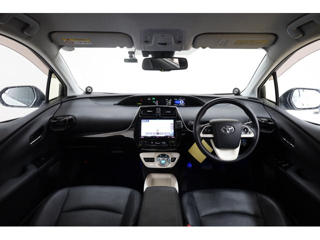 プリウス Aツーリングセレクション モデリスタエアロ ケンウッド9型SDナビ Bカメラ セーフティセンス インテリジェントクリアランスソナー 禁煙車 純正17インチAW BSM HUD シートヒーター レザーシート スペアタイヤ ETC(4枚目)