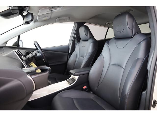 プリウス Aツーリングセレクション モデリスタエアロ ケンウッド9型SDナビ Bカメラ セーフティセンス インテリジェントクリアランスソナー 禁煙車 純正17インチAW BSM HUD シートヒーター レザーシート スペアタイヤ ETC(17枚目)