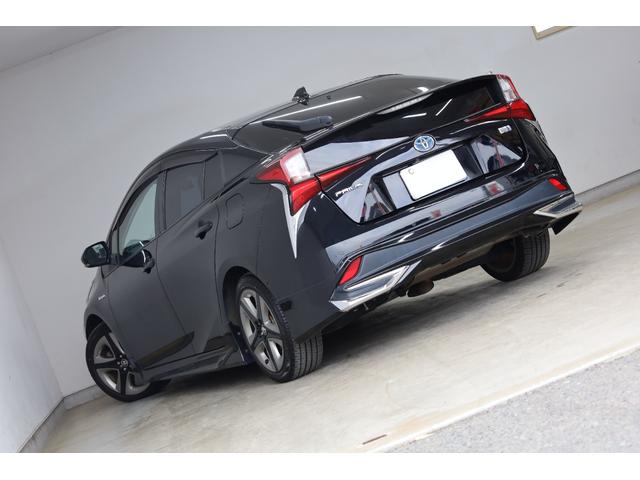 TOYOTA PRIUS A PREMIUM TOURING SELECTION